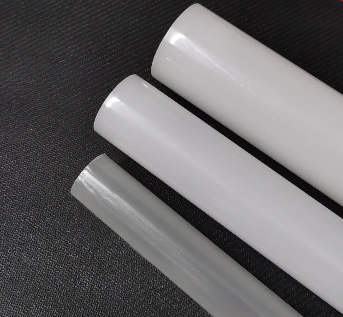 Πολυκαρβονικός διαχύτης